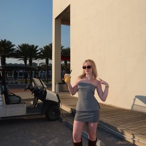 Meet your Posher, Sabrina